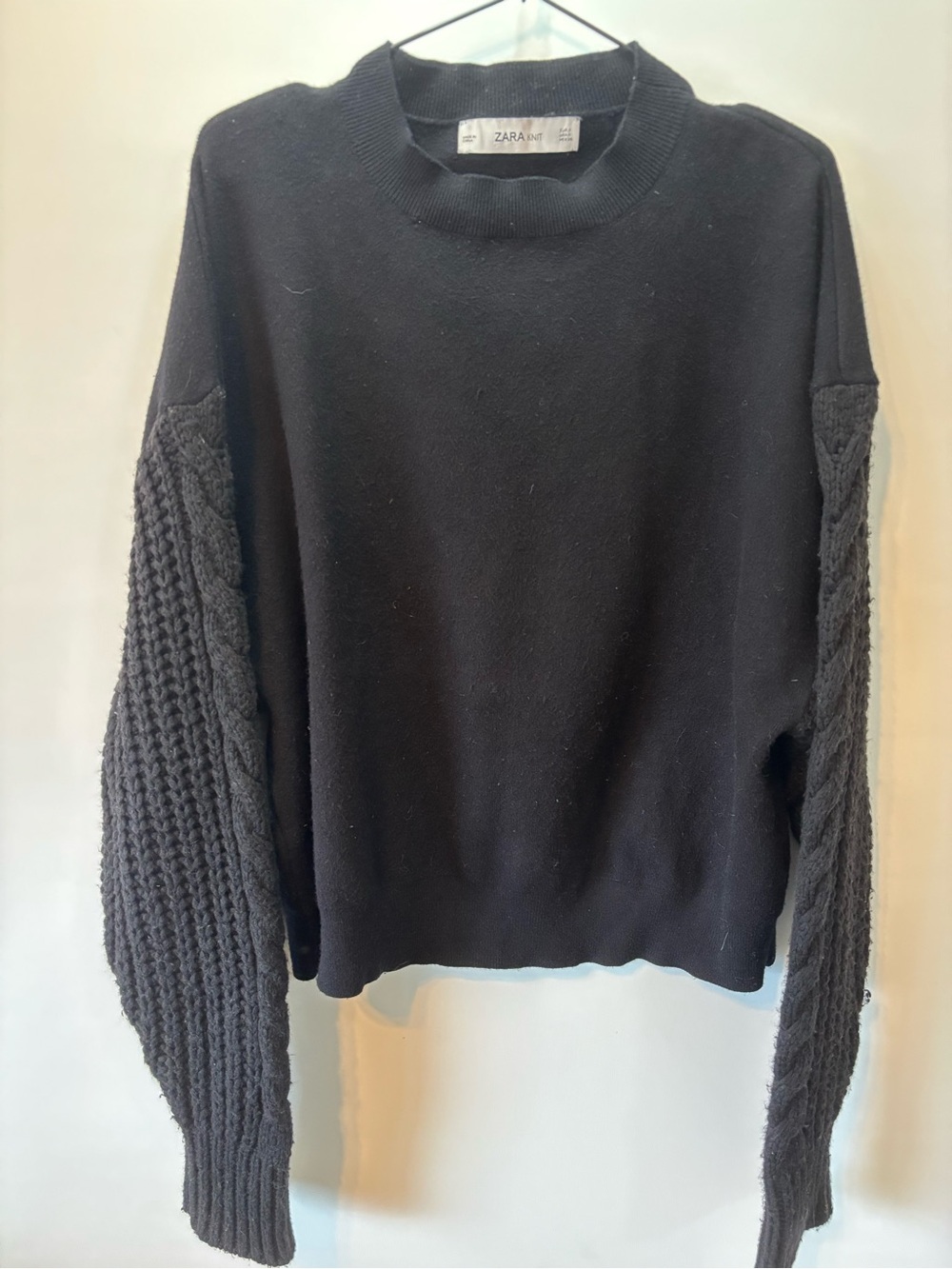 Zara Black Cable-Knit Sleeve crewneck Sweater